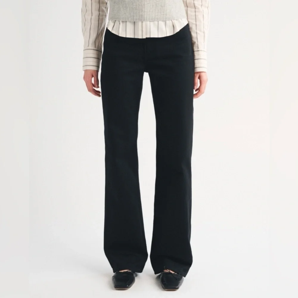 ABERCROMBIE & FITCH HIGH RISE 90S RELAXED JEAN SZ 27 REGULAR NWT - Picture 3 of 10